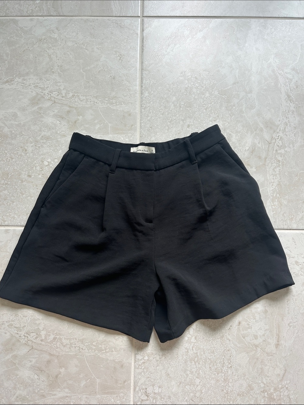 Abercrombie High Rise Premium Crepe Tailored Short